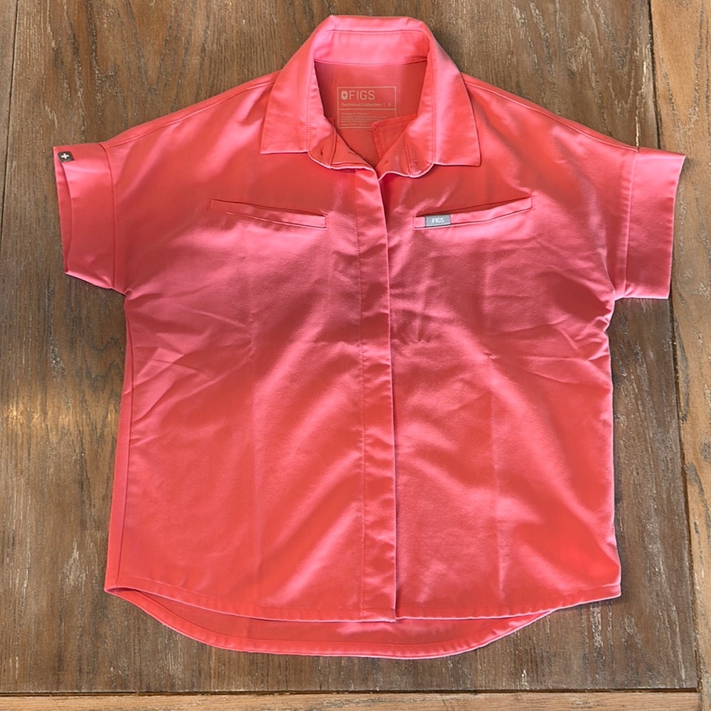 Figs Neon Pink Elmina - Collared Scrub Top